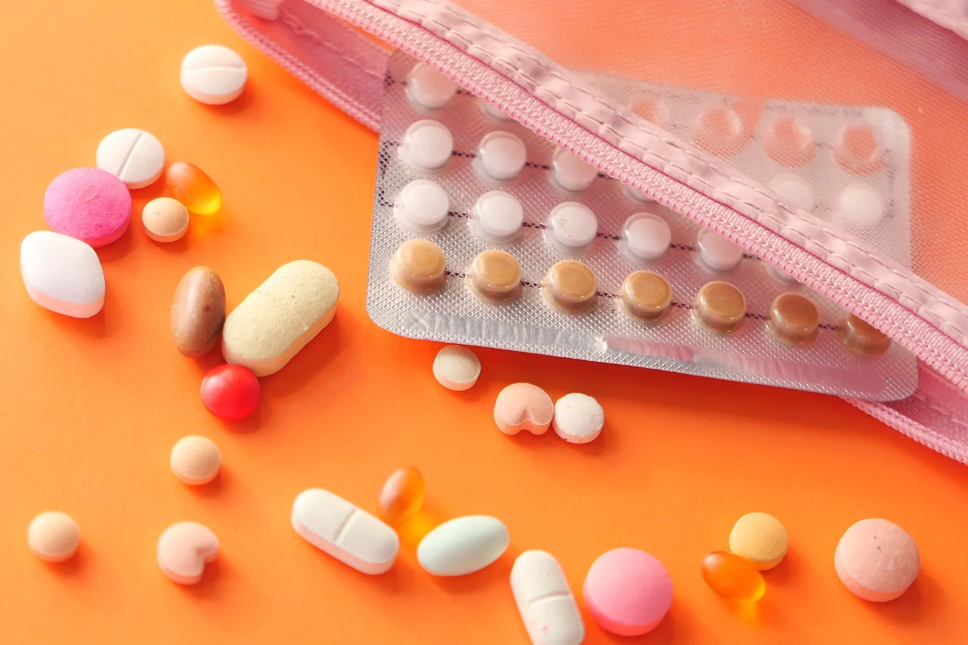 Jakie są skutki uboczne tabletek antykoncepcyjnych?